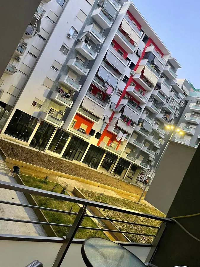 Tirana Golden Park Apartment 0*,